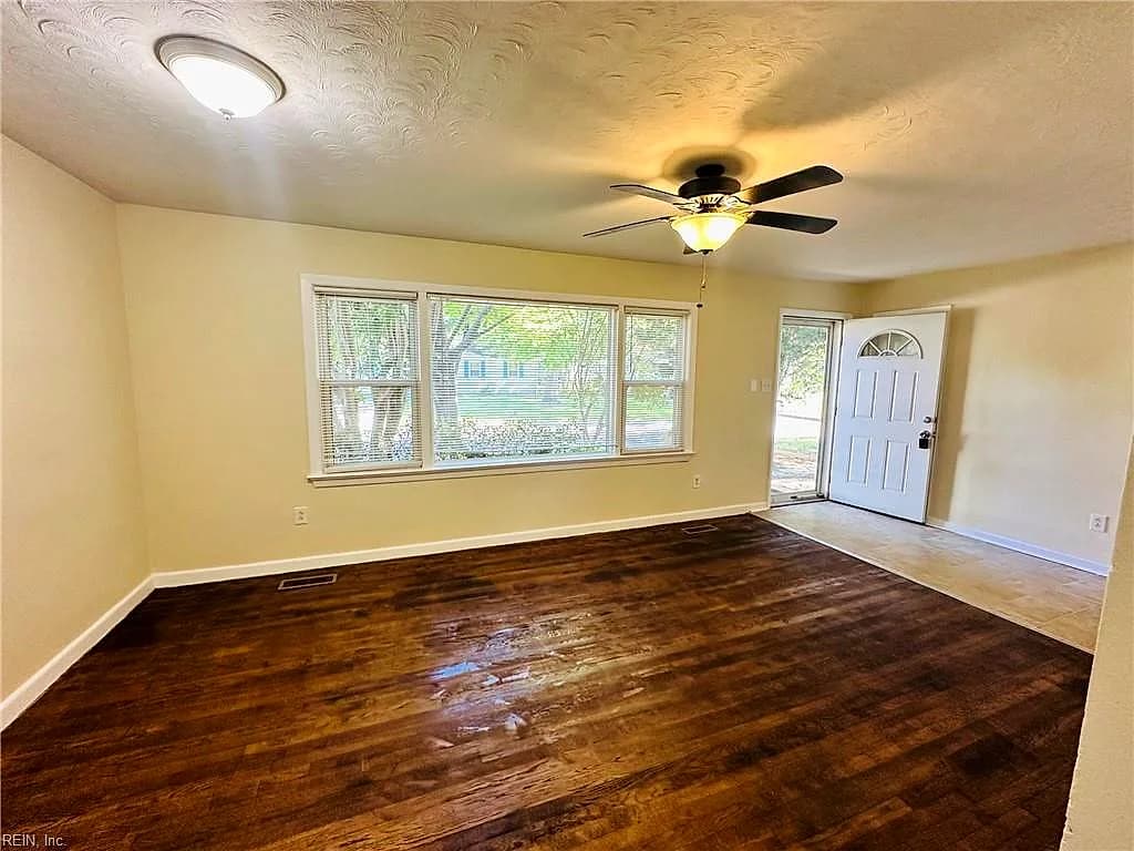 5933 Brinda AVE, NORFOLK VA 23502 thumb 6