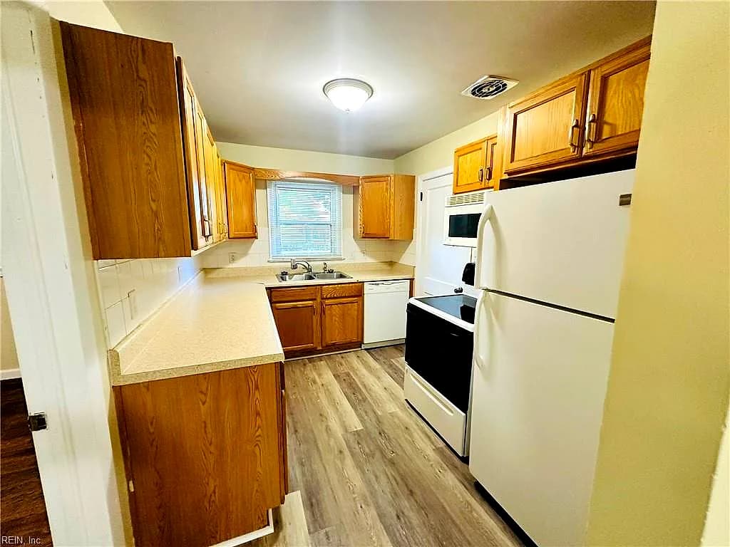 5933 Brinda AVE, NORFOLK VA 23502 thumb 7