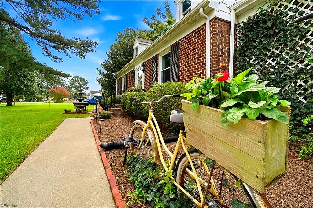 212 Cypress RD, PORTSMOUTH VA 23701 - Photo 3