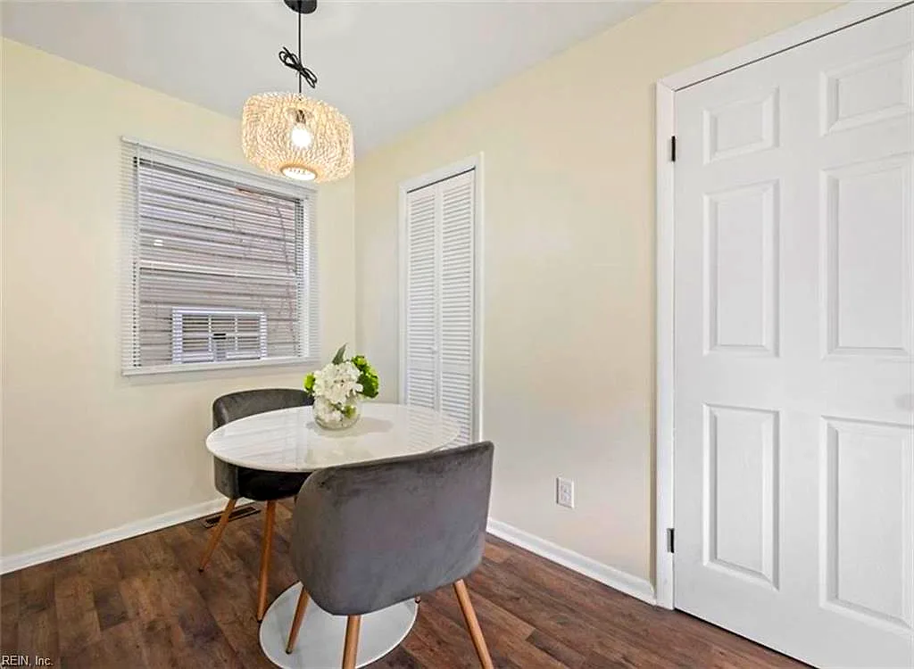 1027 30th ST, NEWPORT NEWS VA 23607 - Photo 4
