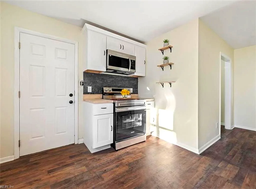 1027 30th ST, NEWPORT NEWS VA 23607 thumb 6