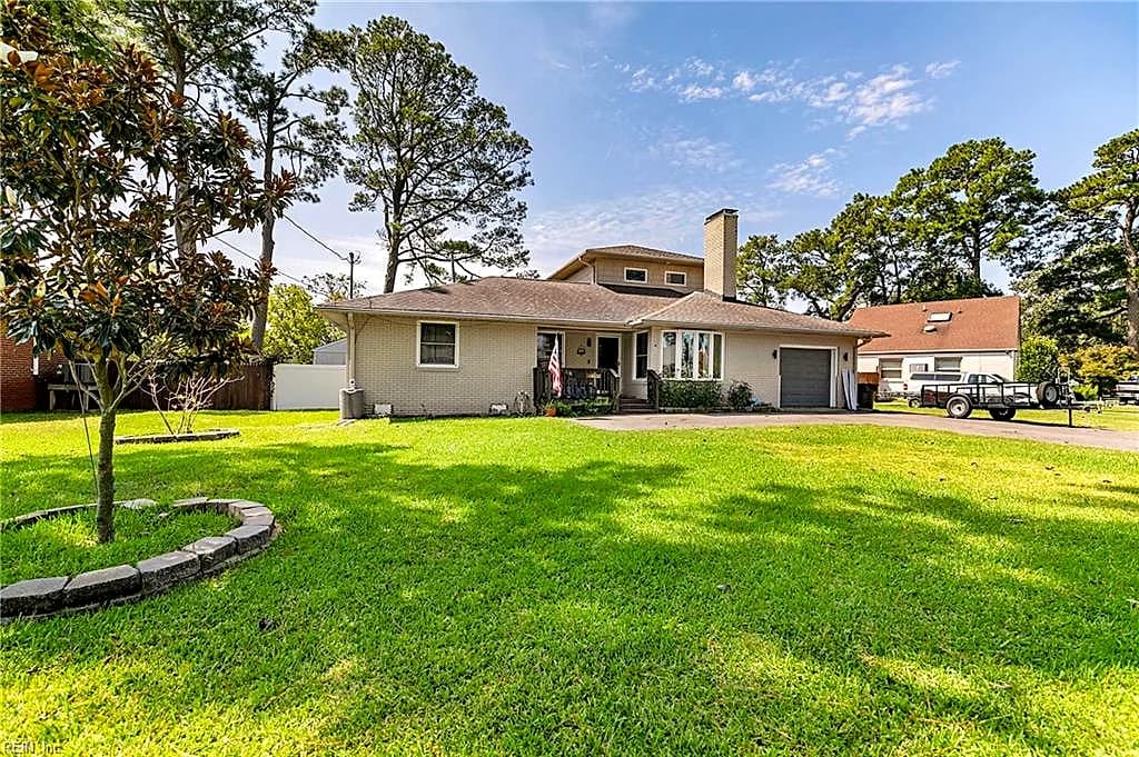 423 W Gilbert ST, HAMPTON VA 23669 - Photo 4