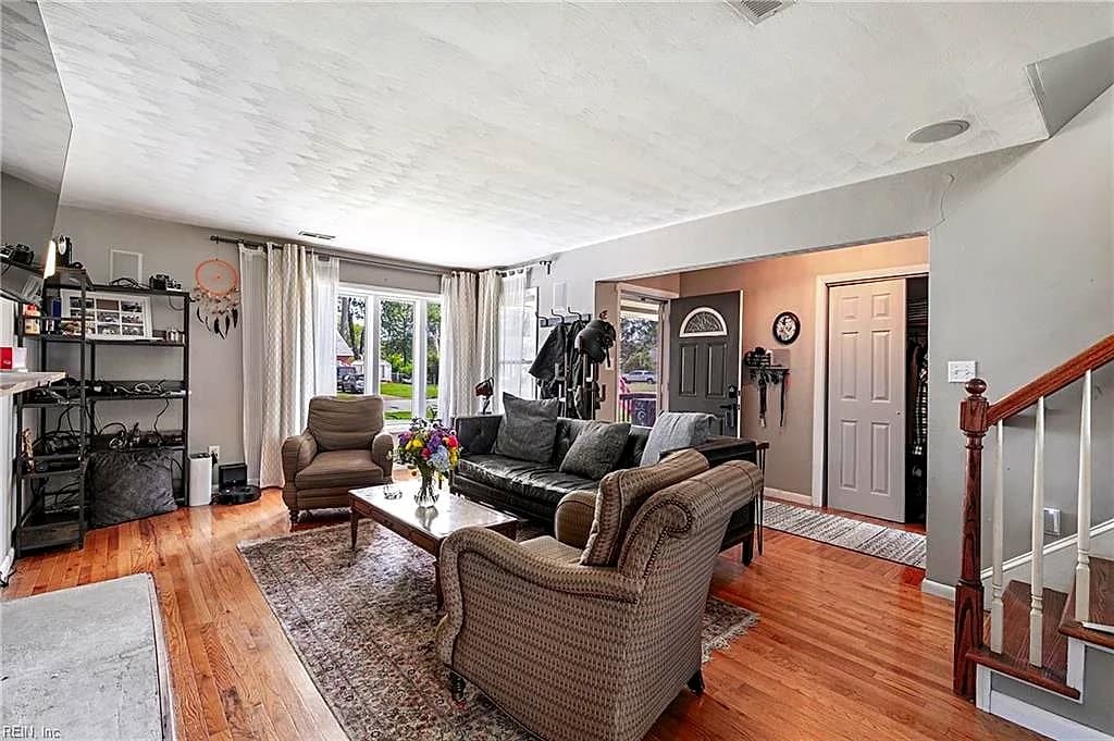 423 W Gilbert ST, HAMPTON VA 23669 thumb 7
