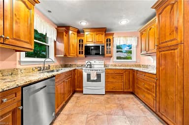 2300 Bidgood DR, PORTSMOUTH VA 23703 thumb 11