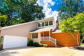 16 Wainwright DR, POQUOSON VA 23662 - Main photo