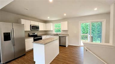 2044 Petersen WAY, SUFFOLK VA 23434 thumb 6