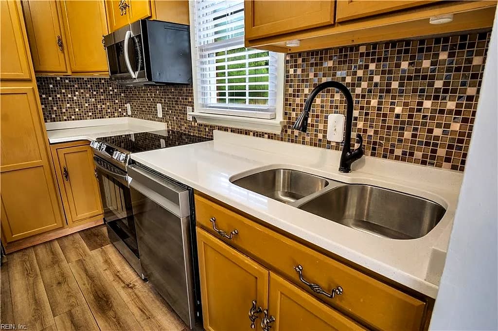 103 Turnbridge LAND #H, YORKTOWN VA 23693 thumb 8
