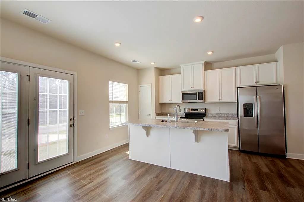 255 Goldenstar LN, PORTSMOUTH VA 23701 thumb 12