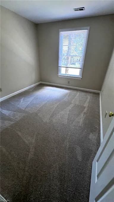 103 Shallow Lagoon DR, YORKTOWN VA 23693 thumb 5