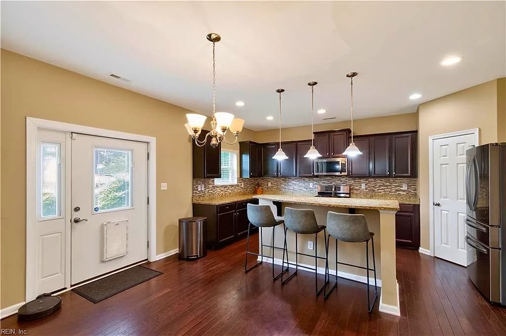 220 Benthall RD, HAMPTON VA 23664 thumb 12