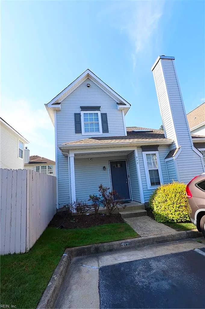 717 Casper LN, NEWPORT NEWS VA 23602 - Photo 2