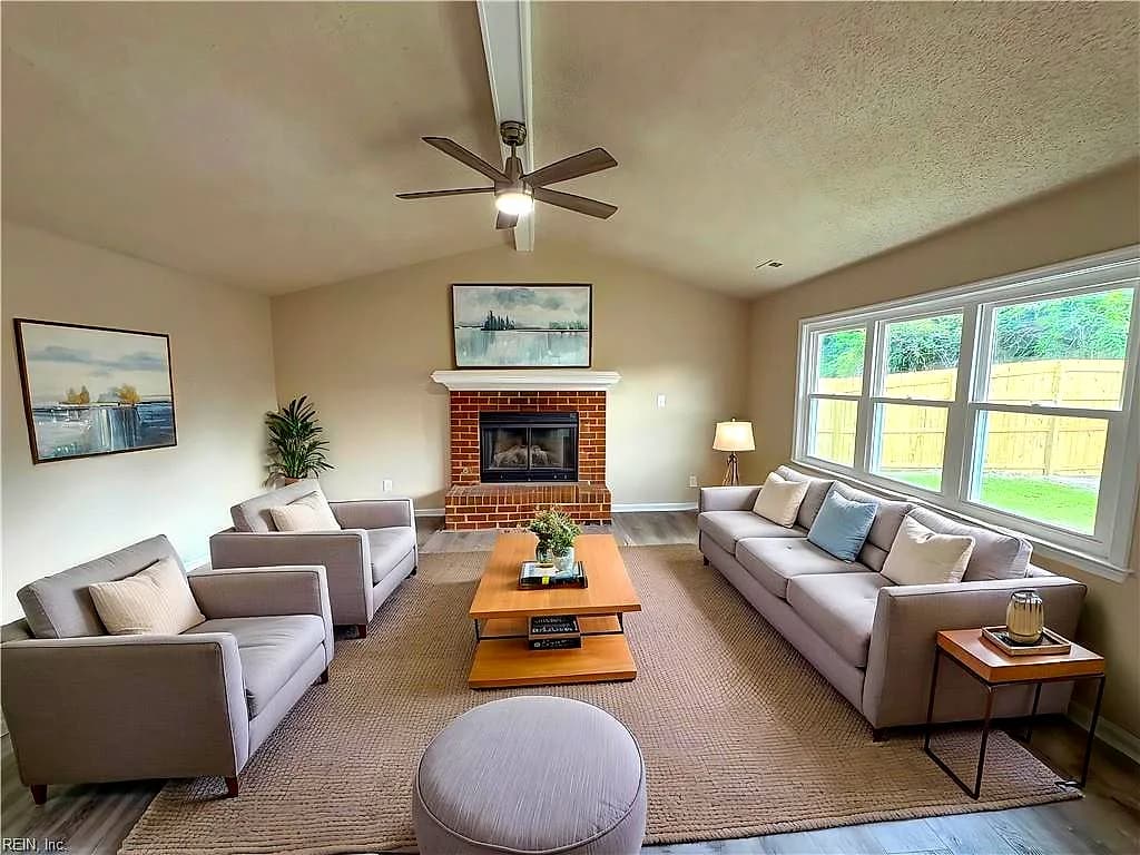1065 Wasserman DR, VIRGINIA BEACH VA 23454 - Photo 3