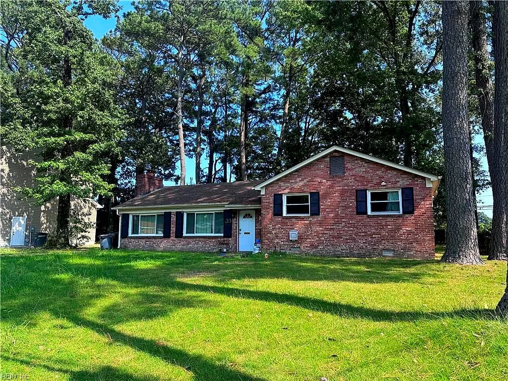 33 Azalea DR, HAMPTON VA 23669 - Photo 3