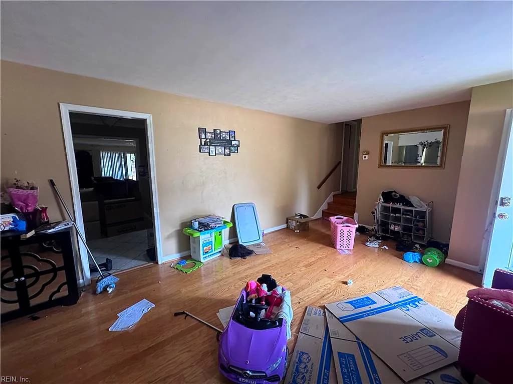 33 Azalea DR, HAMPTON VA 23669 - Photo 5