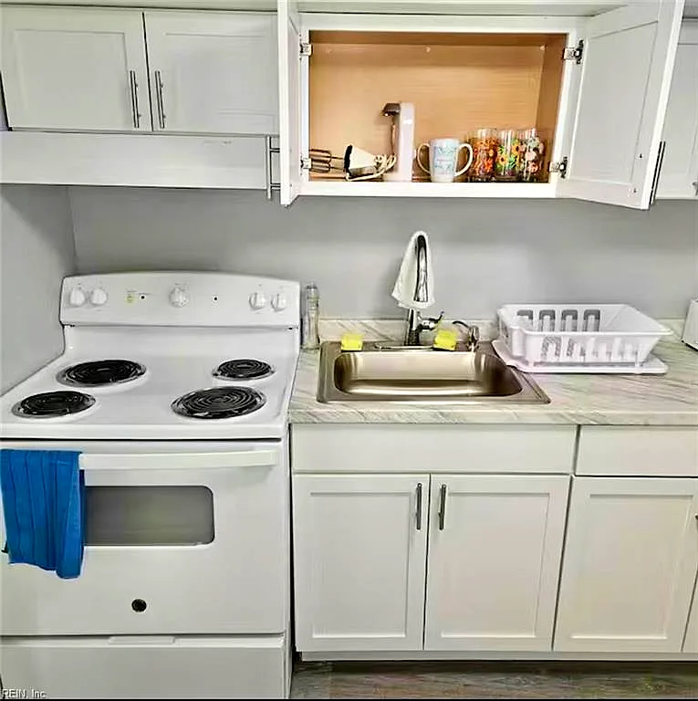 1142 30th ST, NEWPORT NEWS VA 23607 - Photo 5