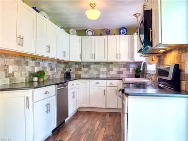 1056 Saint Julian DR, CHESAPEAKE VA 23323 thumb 12