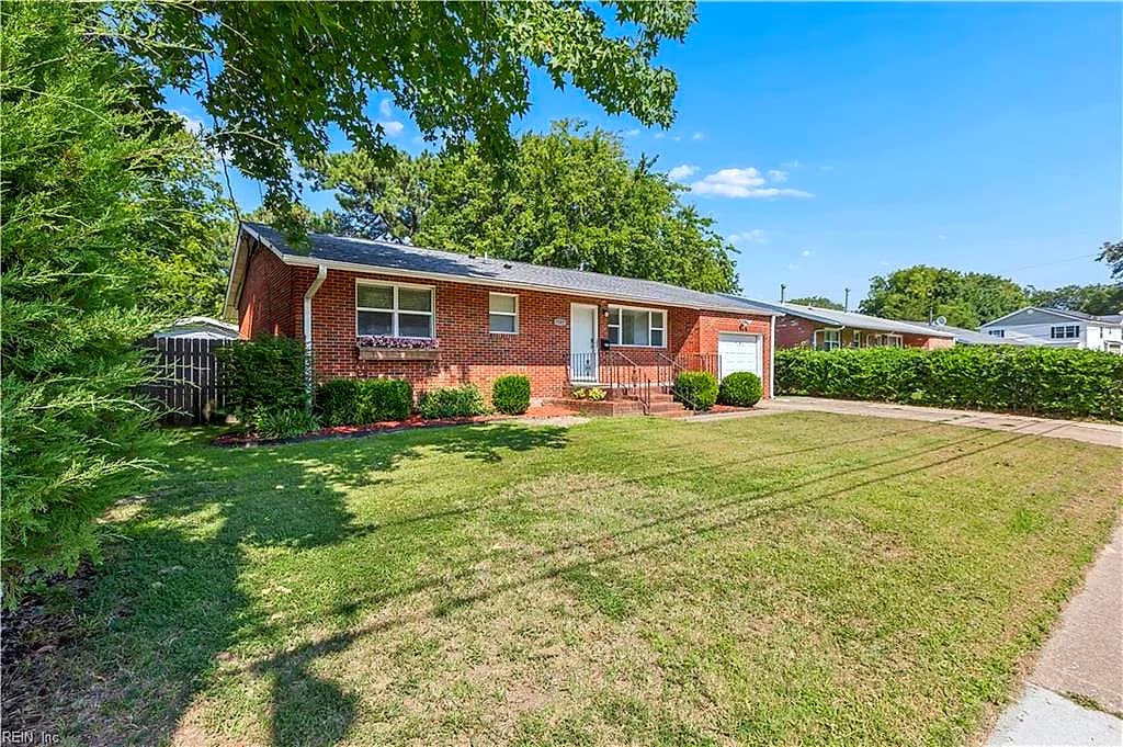 9505 Beaumont ST, NORFOLK VA 23503 - Photo 3