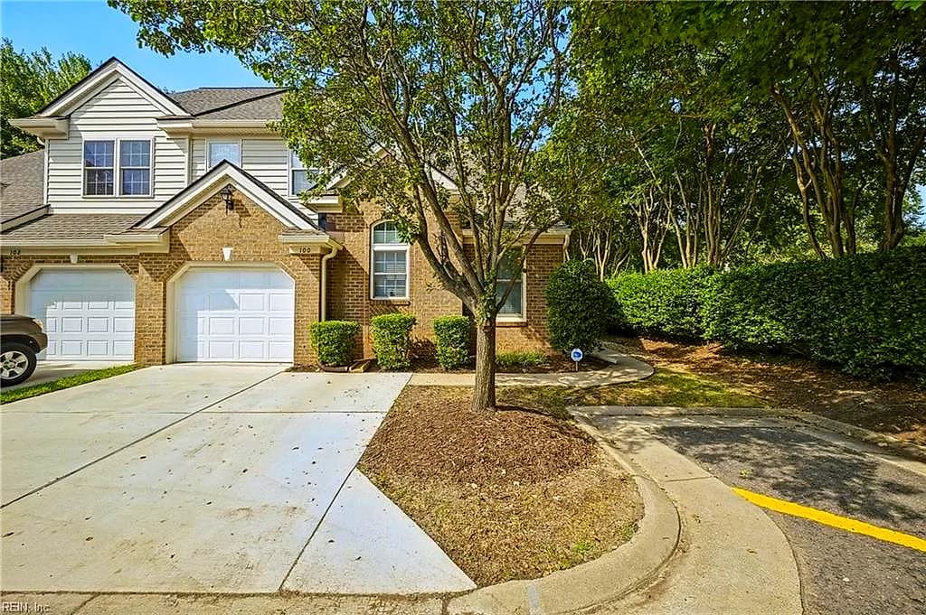100 Bluff TER, NEWPORT NEWS VA 23602 - Photo 4