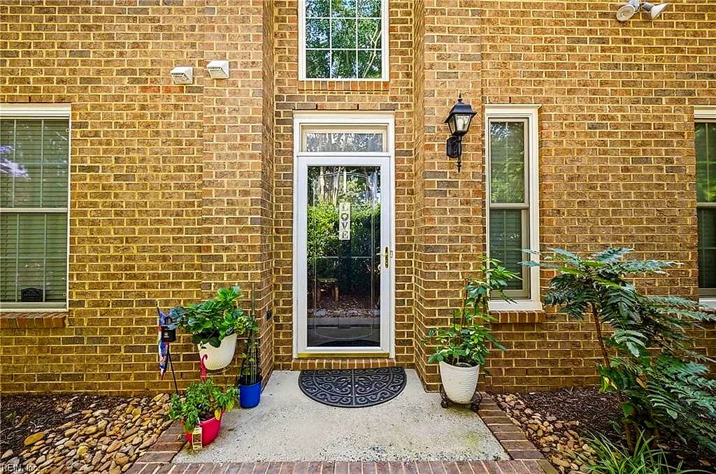 100 Bluff TER, NEWPORT NEWS VA 23602 thumb 6