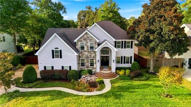 1052 Stockleybridge DR, CHESAPEAKE VA 23322 thumb 2