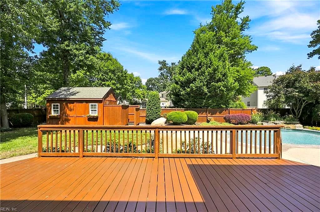 1052 Stockleybridge DR, CHESAPEAKE VA 23322 thumb 8