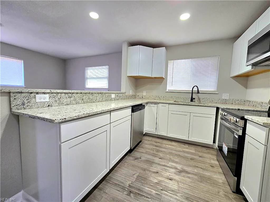 651 26th ST, NEWPORT NEWS VA 23607 - Photo 4