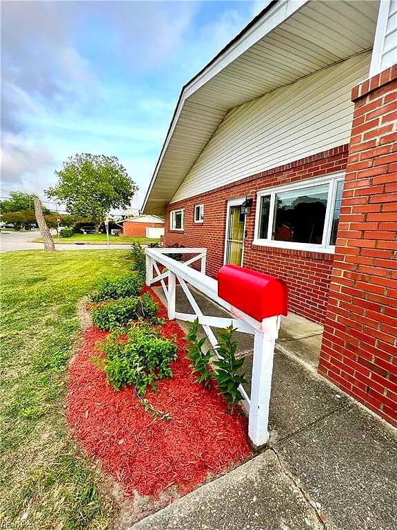 1987 Kingston AVE, NORFOLK VA 23503 - Photo 4