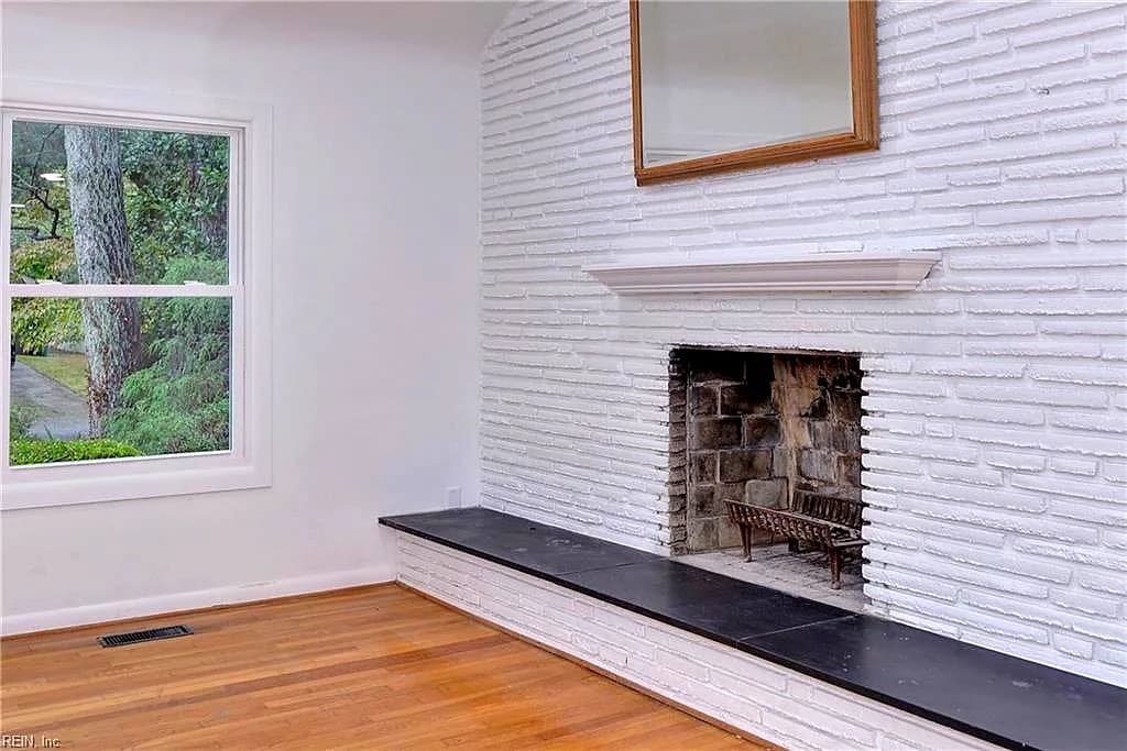 309 Corbin DR, NEWPORT NEWS VA 23606 thumb 9