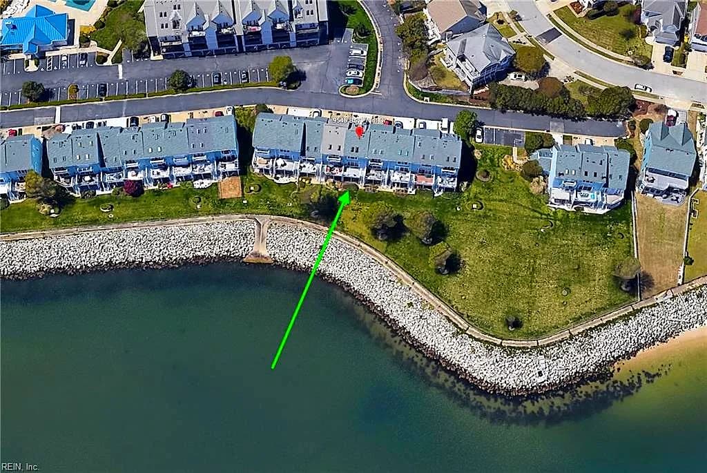 9548 Bay Front DR, NORFOLK VA 23518 - Photo 2