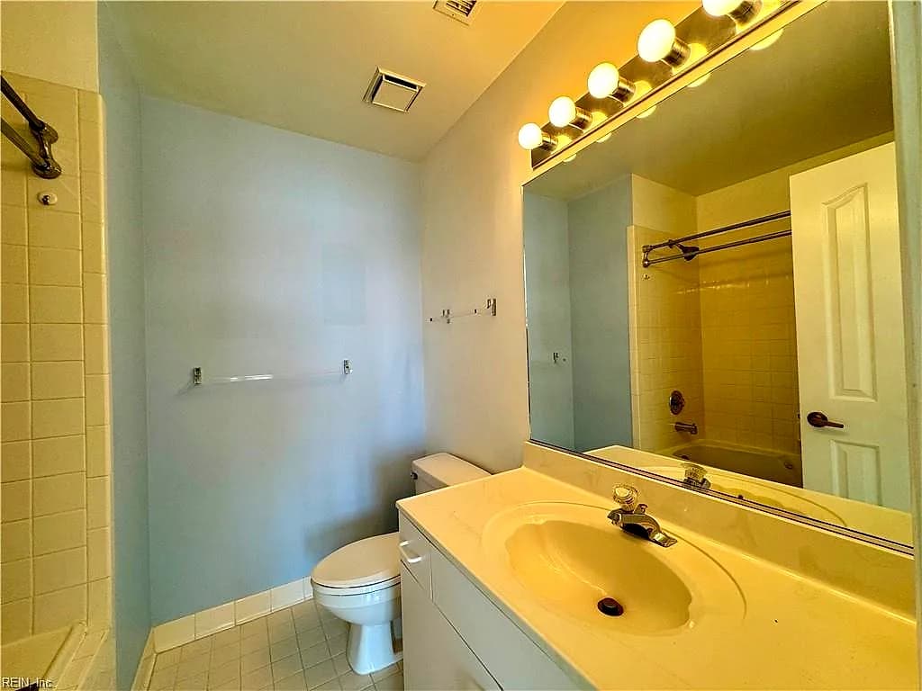 9548 Bay Front DR, NORFOLK VA 23518 thumb 8