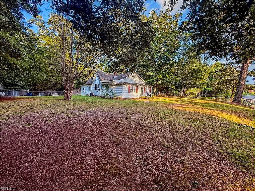 17011 Longview Dr DR, SMITHFIELD VA 23430 - Photo 5