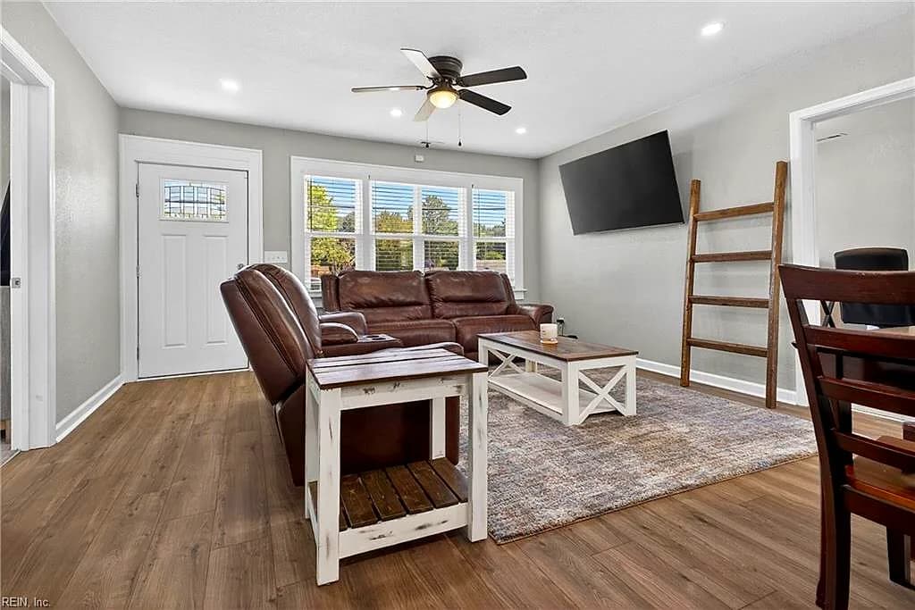 526 Brook AVE, SUFFOLK VA 23434 - Photo 4