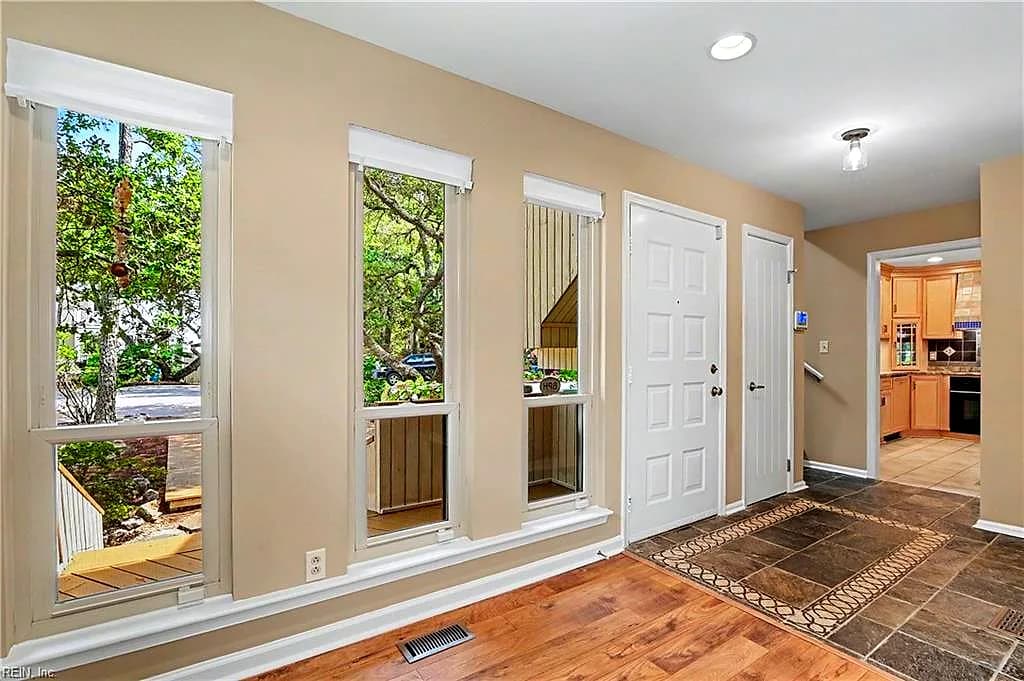 3945 W Stratford RD, VIRGINIA BEACH VA 23455 thumb 6