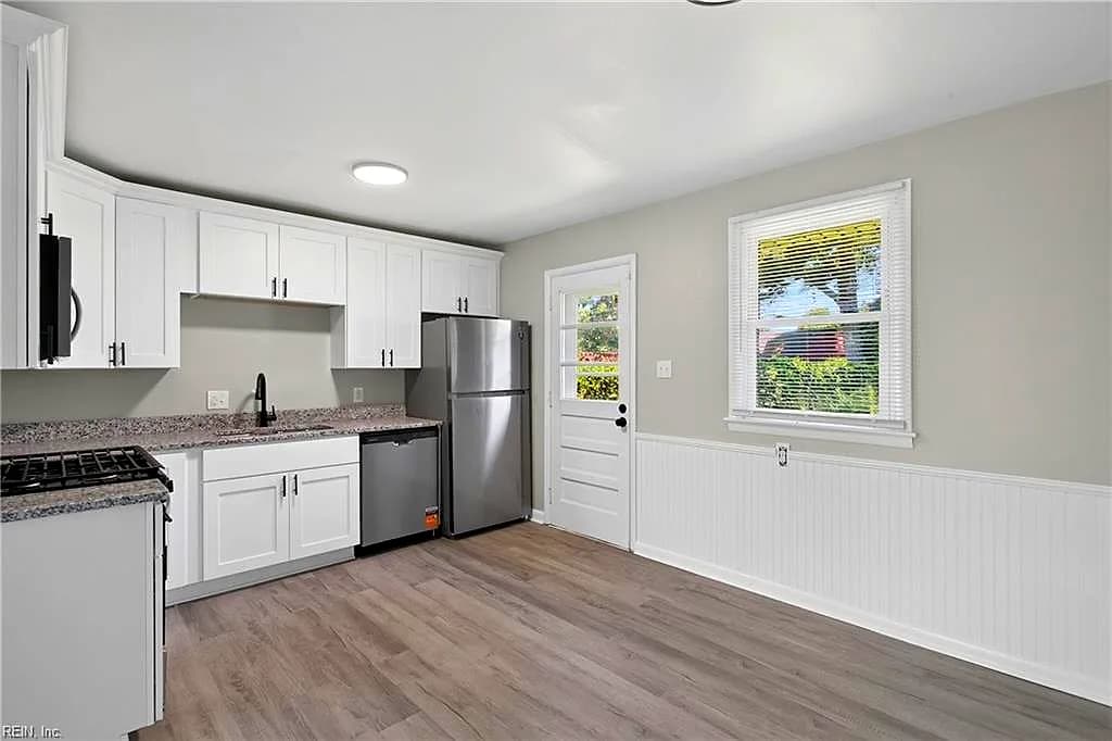 405 Keith CT, CHESAPEAKE VA 23325 thumb 10
