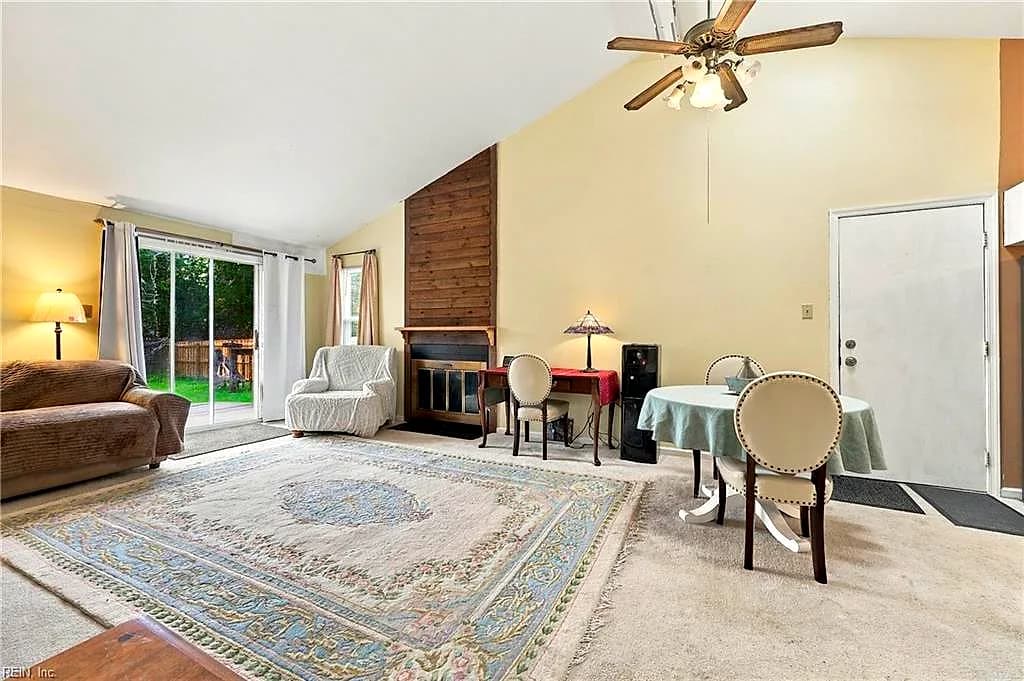 555 Dellwood DR, NEWPORT NEWS VA 23602 - Photo 4
