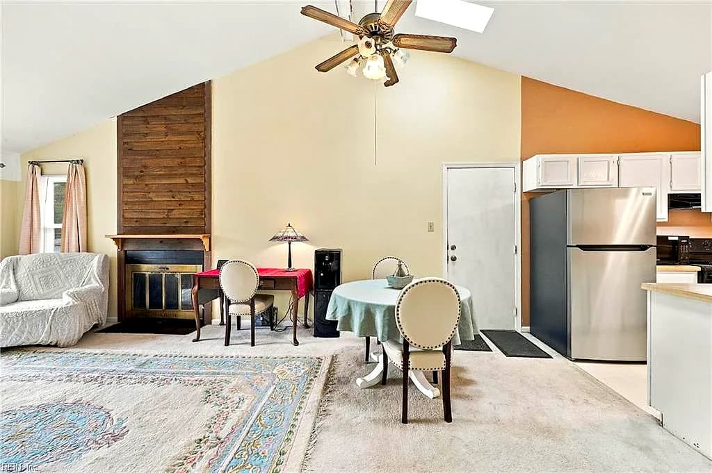 555 Dellwood DR, NEWPORT NEWS VA 23602 - Photo 5