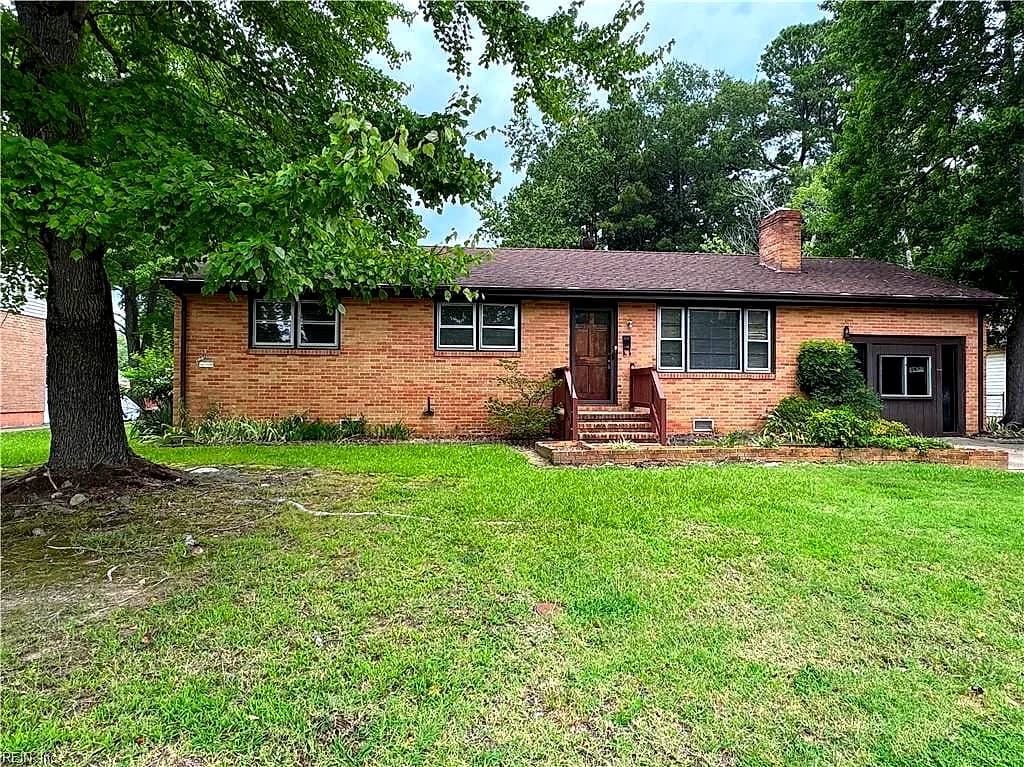 115 Deal DR, NEWPORT NEWS VA 23608 - Photo 2