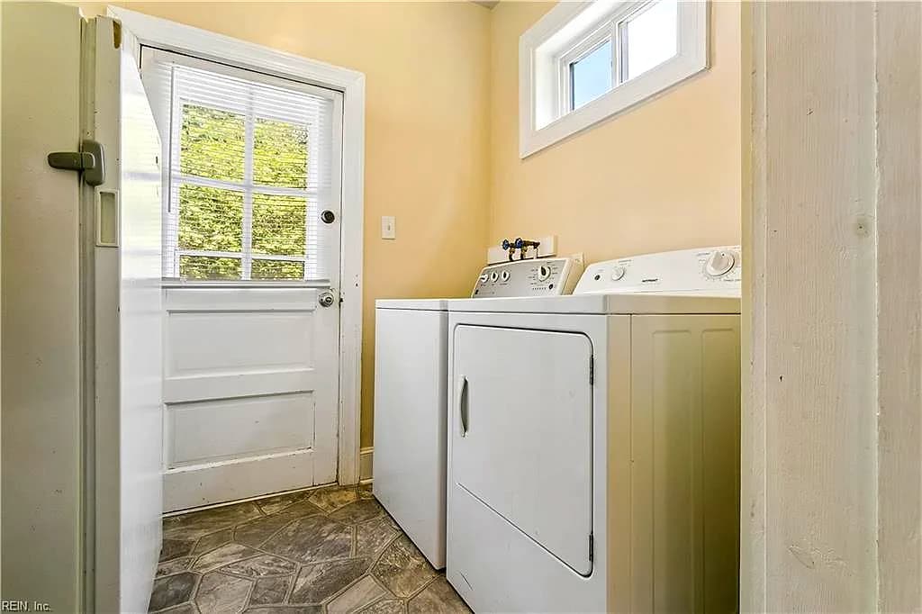 4534 George Wash Memorial HWY, HAYES VA 23072 thumb 11