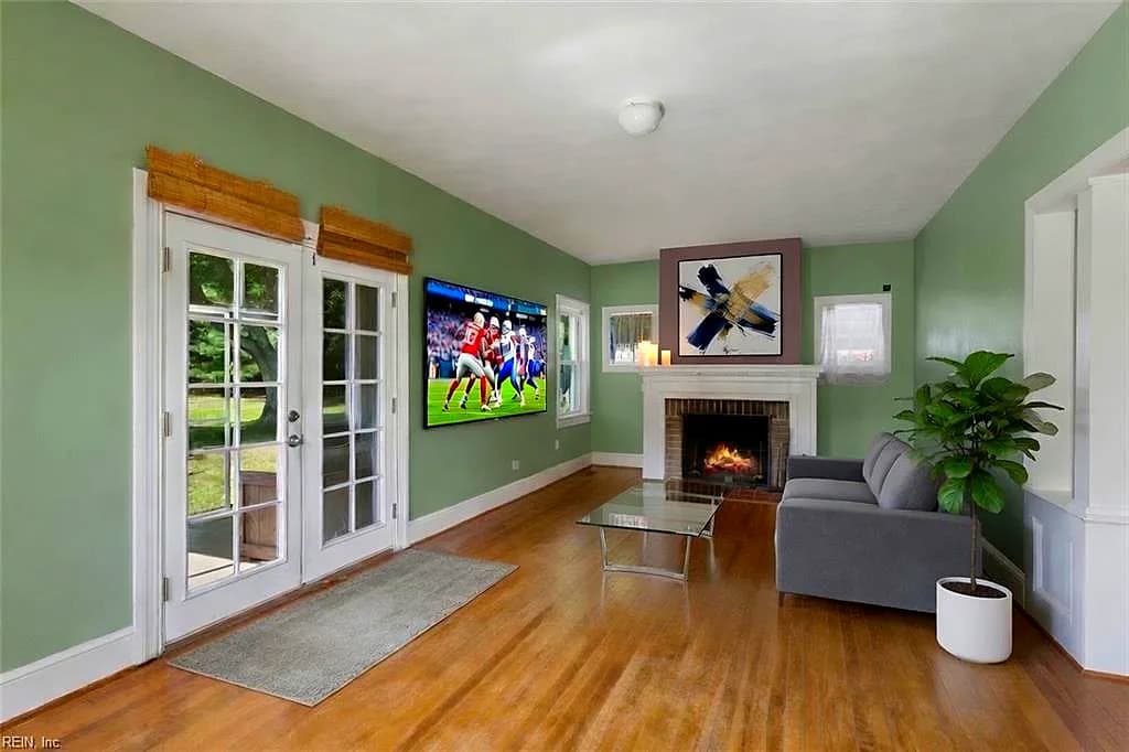 4534 George Wash Memorial HWY, HAYES VA 23072 thumb 6