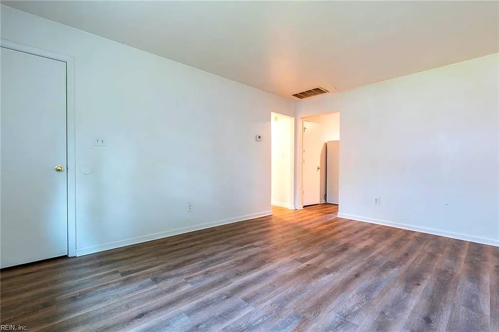6351 Wellington ST, NORFOLK VA 23513 thumb 7