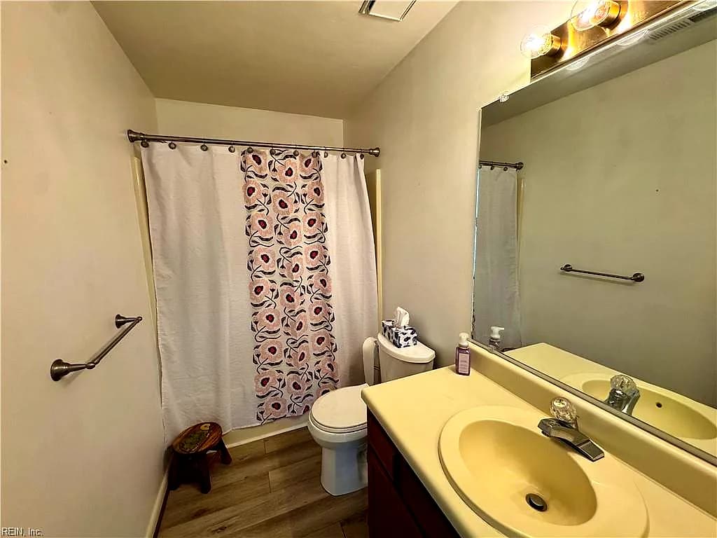 5140 Cypress Point CIR #202, VIRGINIA BEACH VA 23455 thumb 8