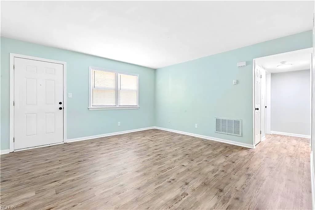 2707 Azalea Garden RD #B1, NORFOLK VA 23513 - Photo 3
