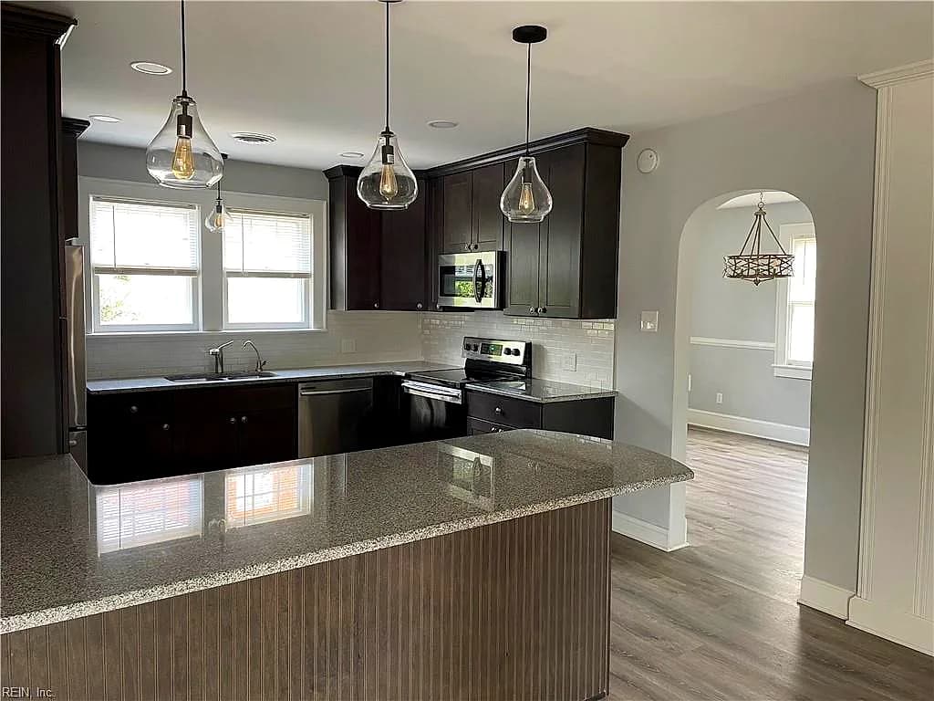 127 Eggleston AVE, HAMPTON VA 23669 thumb 6