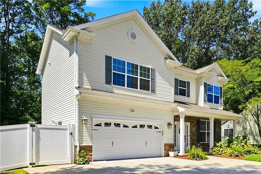 568 Waters RD, CHESAPEAKE VA 23322 - Photo 5
