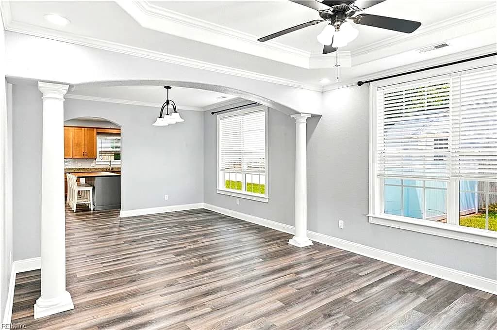 568 Waters RD, CHESAPEAKE VA 23322 thumb 8