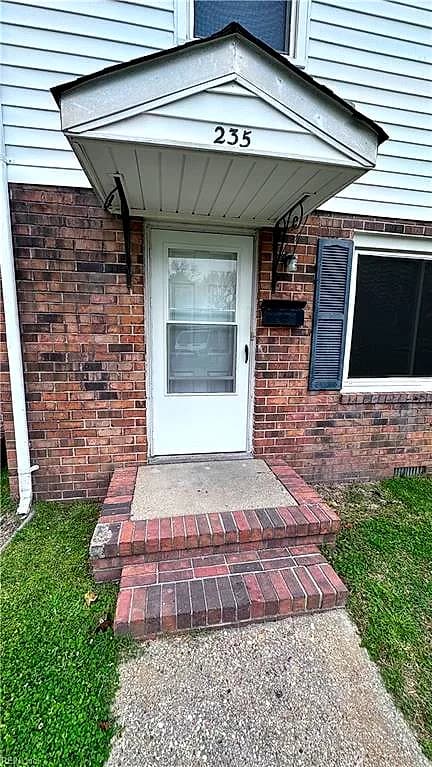 235 Edison AVE, PORTSMOUTH VA 23702 - Photo 2