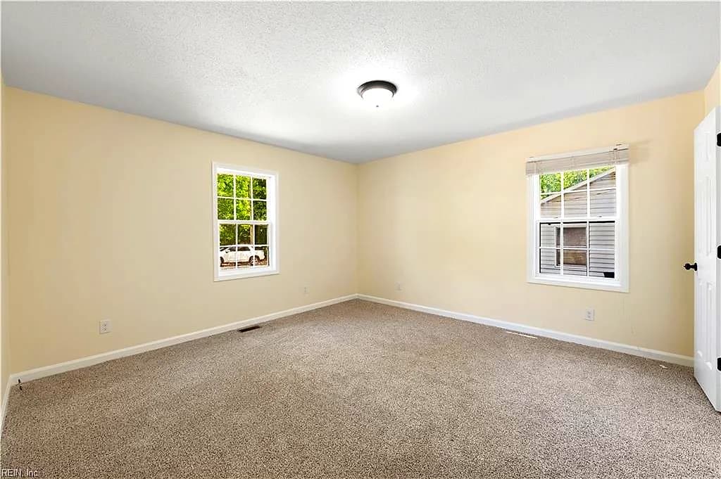 308 Hicksford AVE, EMPORIA VA 23847 thumb 10