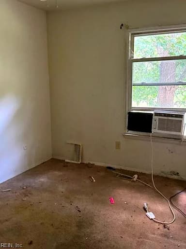 1604 Darren CIR, PORTSMOUTH VA 23701 thumb 4