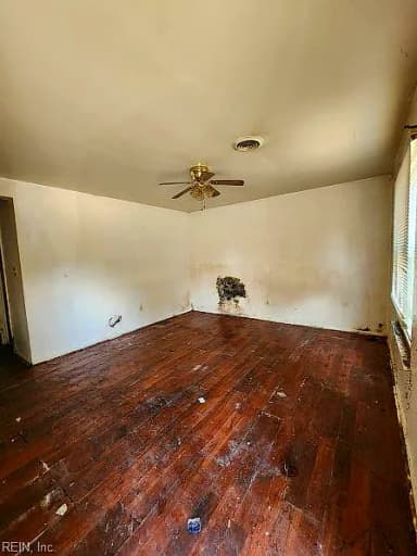 1604 Darren CIR, PORTSMOUTH VA 23701 thumb 7