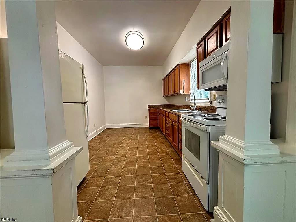 714 Thayor ST #A, NORFOLK VA 23504 thumb 7